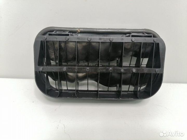 Клапан воздушный задний левый Skoda Superb 3U4 1.8