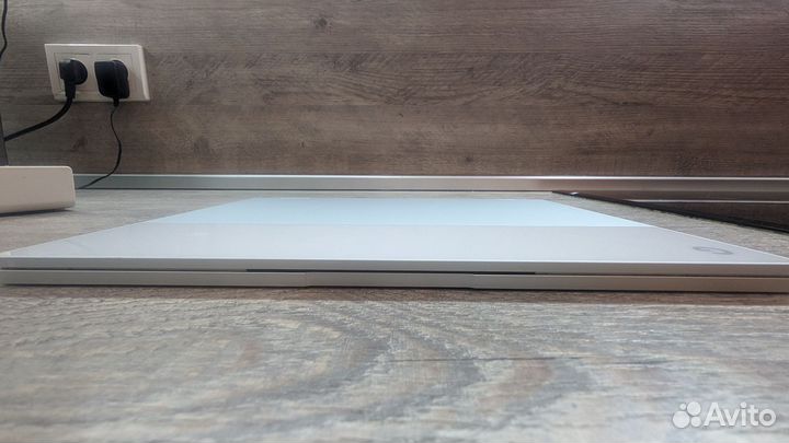 Ноутбук Google Pixel Book / Chromebook (i7 512 )