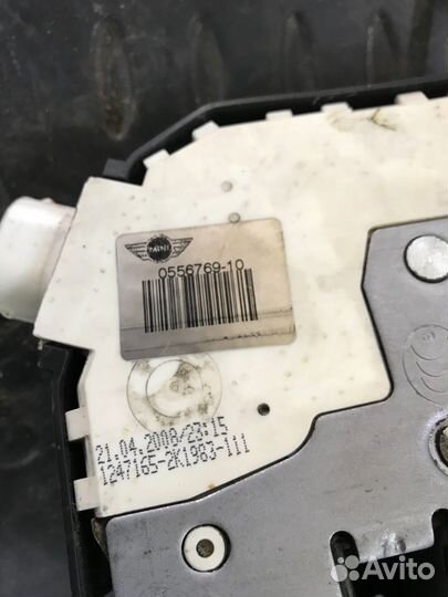 Замок двери передней правой для Mini R56
