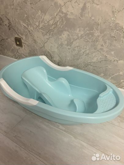 Ванночка для купания с горкой