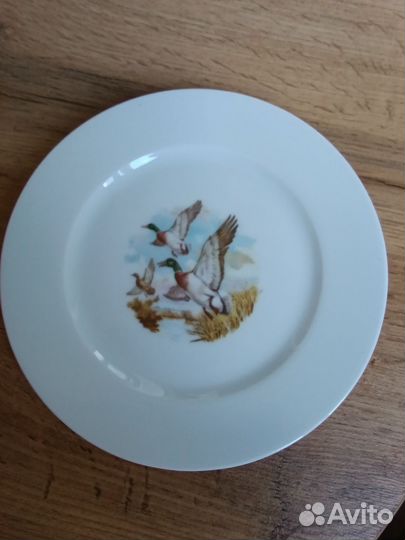 Набор тарелок