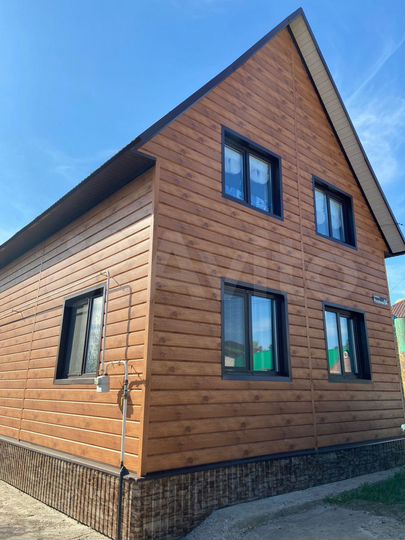 Дом 110 м² на участке 5 сот.