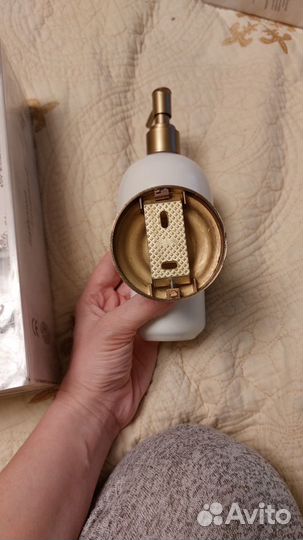 Дозатор для мыла настенный