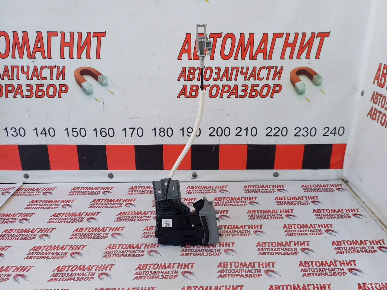 Замок двери передней правой Киа Селтос