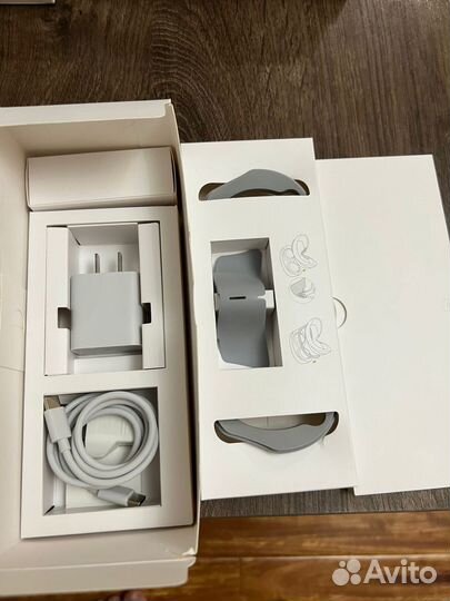 Очки виртуальной реальности Pico 4