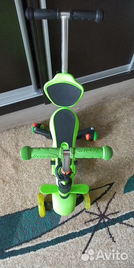 Самокат беговел детский. светящиеся колеса