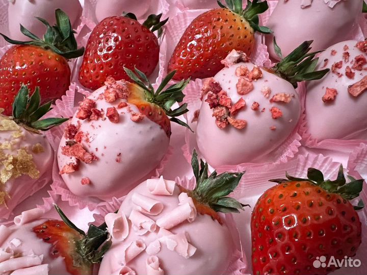 Клубника в шоколаде букеты