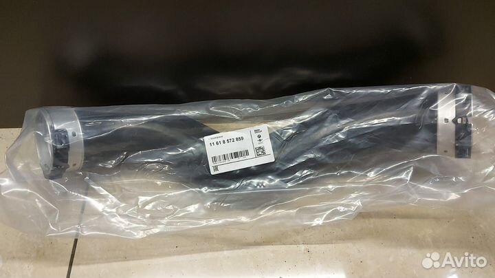 Патрубок интеркулера 11618572859 BMW