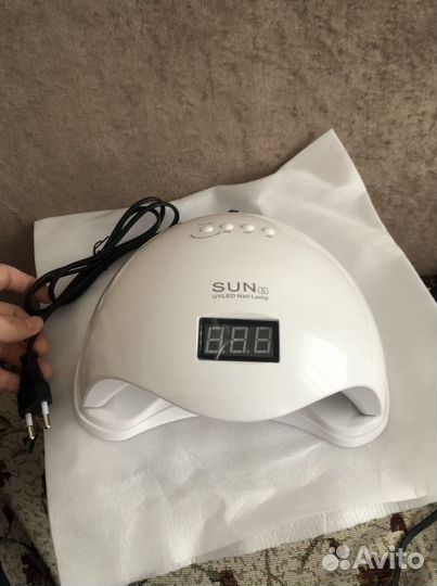 Лампа для сушки ногтей