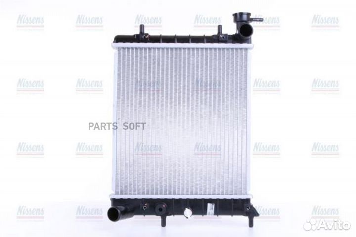 Nissens 67022 Радиатор 323x355