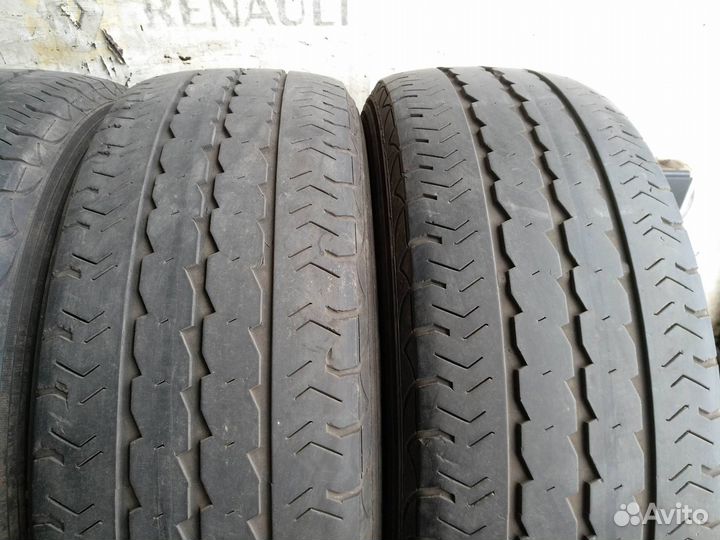 Pirelli Chrono 2 215/65 R15C 104T