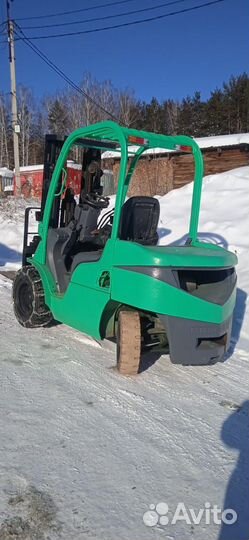 Вилочный погрузчик Mitsubishi FG30NT, 2006