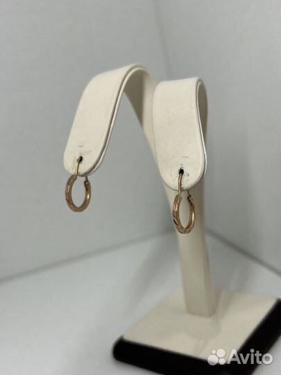Золотые серьги 585