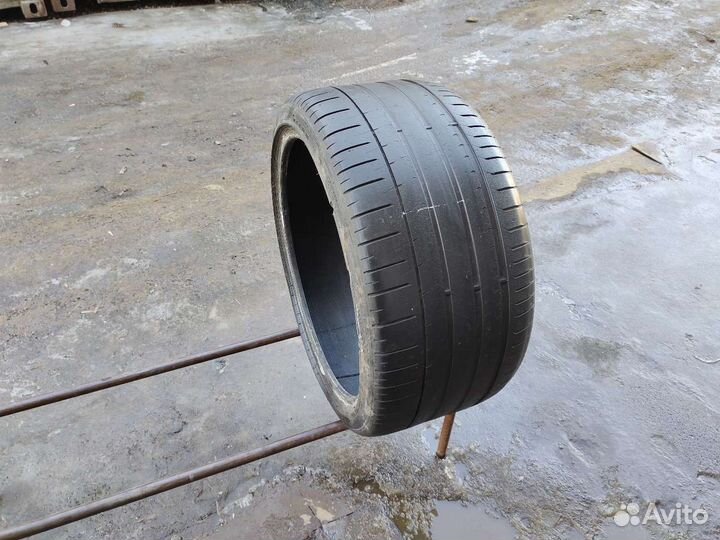 Pirelli P Zero PZ4 315/30 R22