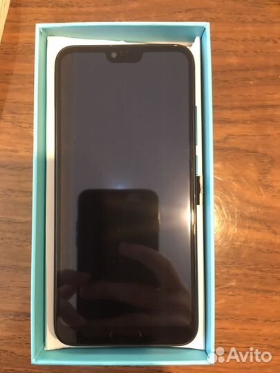 HONOR 10, 6/128 ГБ