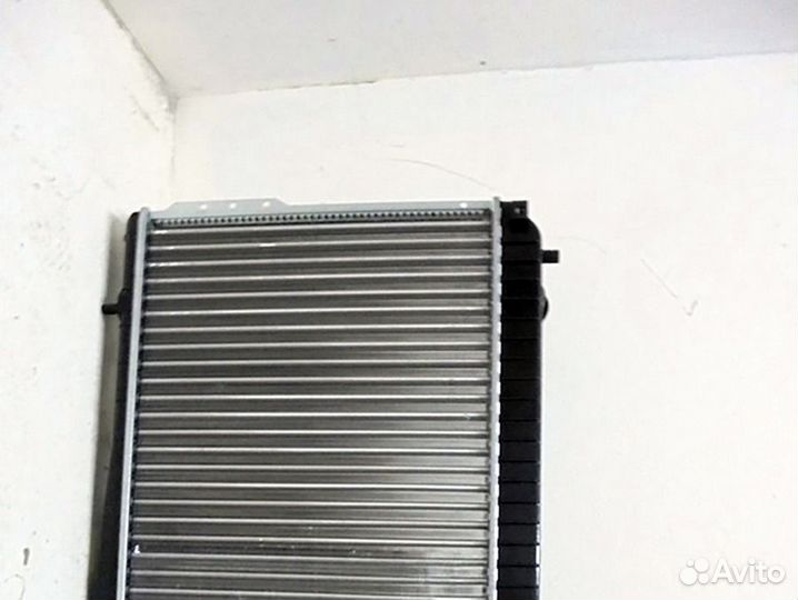 Радиатор охлаждения Шевроле Лачетти 2004 - нв