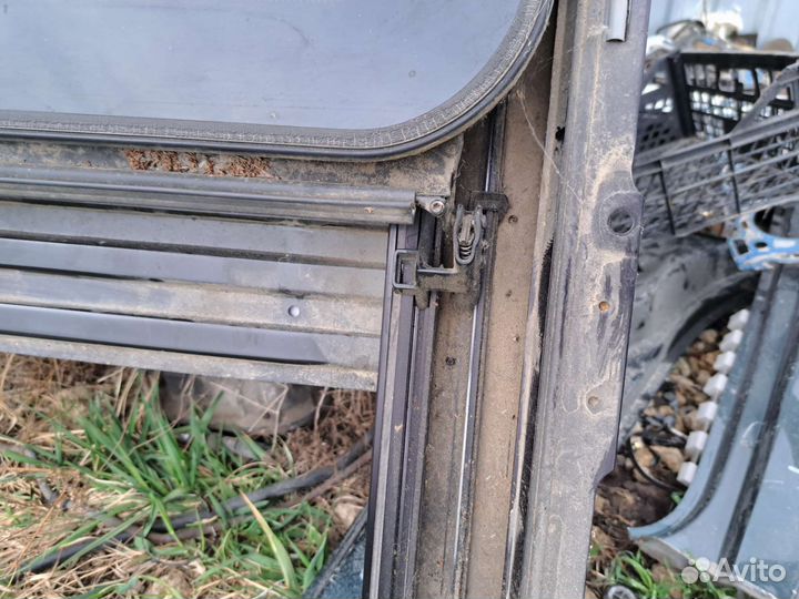 Люк на Mercedes ML GL 164