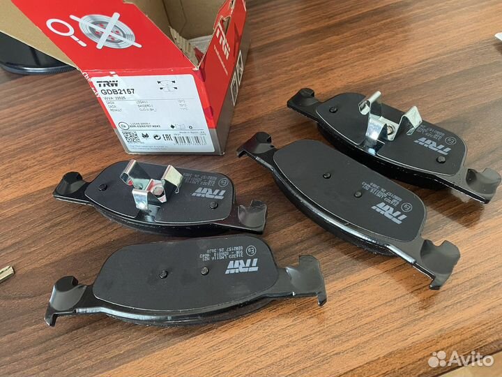 Тормозные колодки на LADA x ray