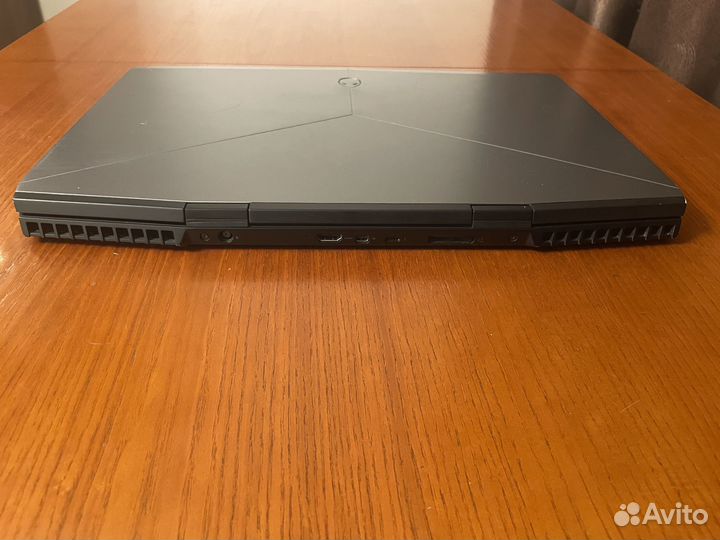 Alienware m17 17.3, i7, RTX 2070, 32gb, 1TB