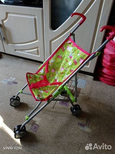 Коляска для кукол