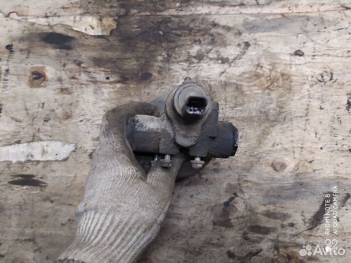 Гидрораспределитель подвески передний Citroen C5