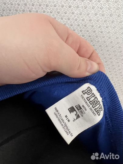 Толстовке Pink by VS