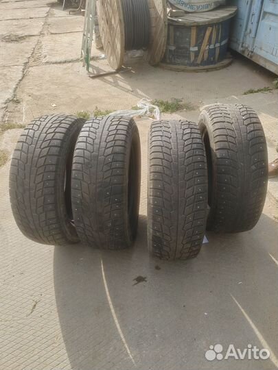 Michelin X-Ice North 235/60 R17