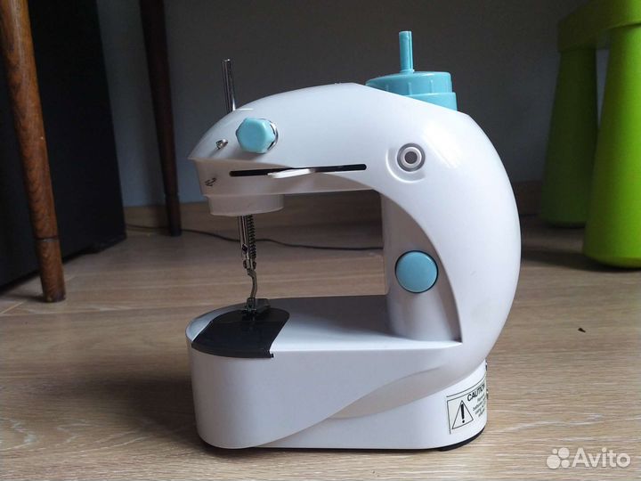 Швейная машинка Портняжка mini