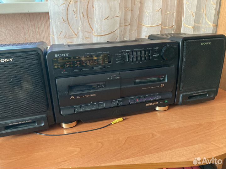 Музыкальный центр sony