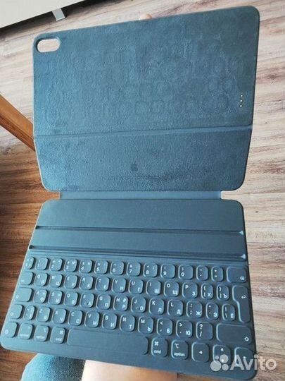 Чехол-клавиатура Apple Smart Keyboard iPad Pro 11
