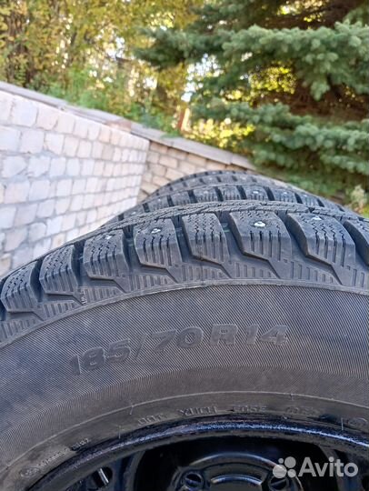 Viatti Brina Nordico V-522 185/70 R14 88T
