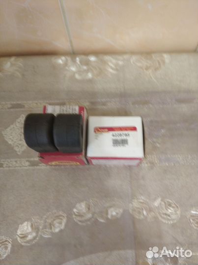 Втулка стабилизатора заднего 4228785