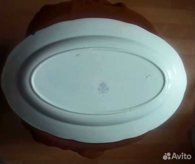 Большое блюдо фaбрики Кузнeцoвa