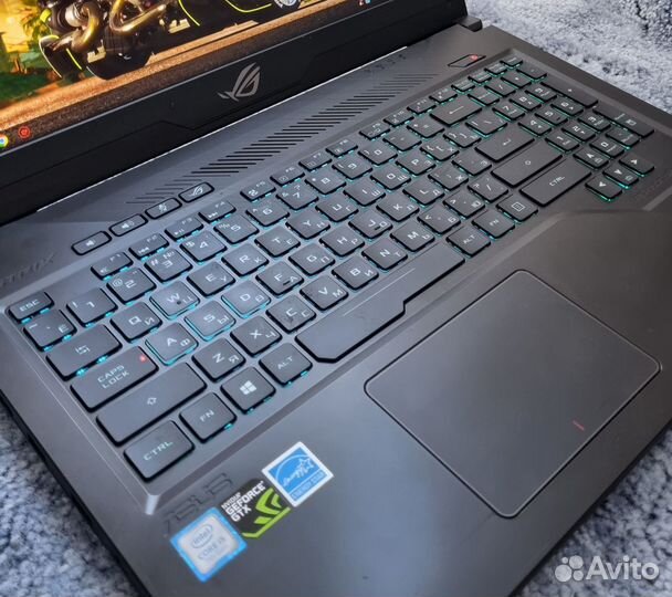 Игровой ноутбук Asus Republic Gamers i5/GTX1050