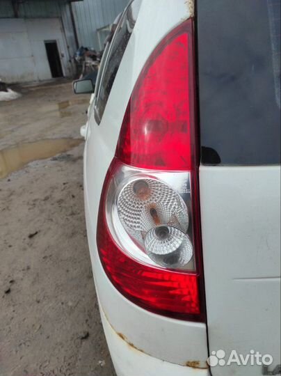 Фонарь задний левый Лада Приора 1.6 21126 2011