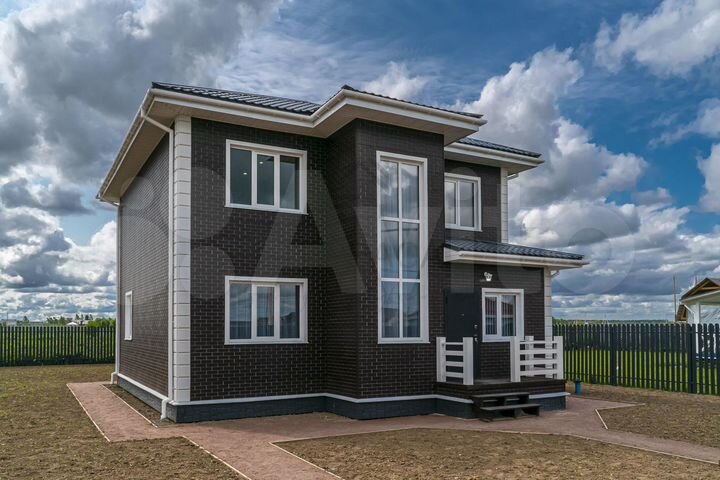 Дом 190 м² на участке 9,5 сот.