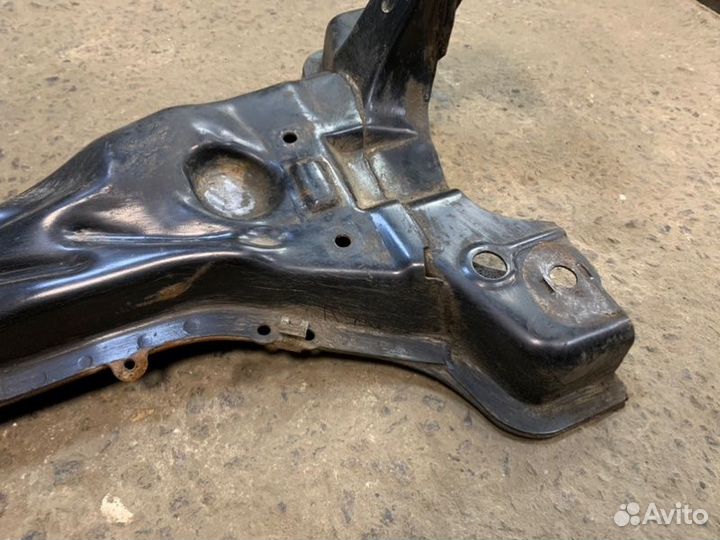 Подрамник передний Volkswagen Sharan 7M 2.0 ADY