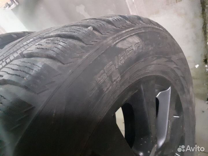 Колеса на Мерседес 255/55/ r18 Nokian зима