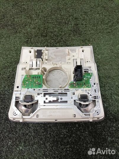 Плафон салонный VW Tiguan 2007-2011