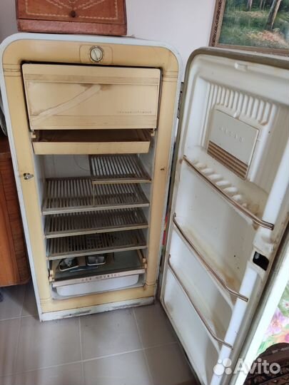 Холодильник бу