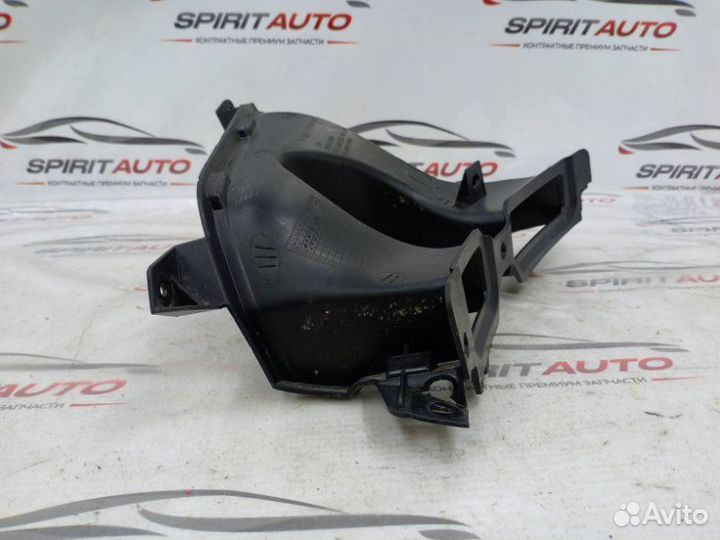 Воздуховод бампера передний правый Genesis Gv80 1