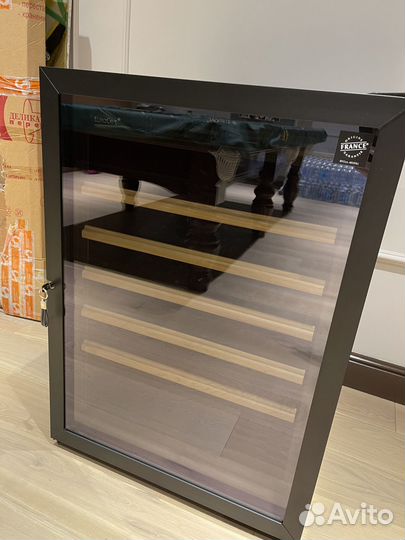 Винный шкаф evrocave V-prem-S Франция