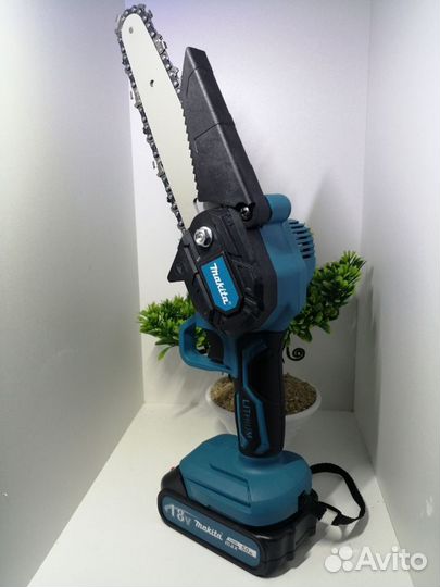 Сучкорез аккумуляторный makita