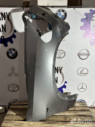 Крыло переднее правое BMW x6 e71