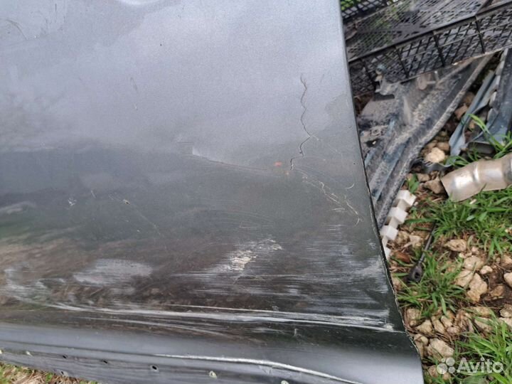 Дверь передний левый на Volkswagen Touareg