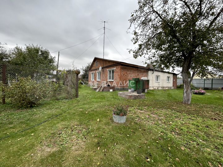 Дом 79,8 м² на участке 7,5 сот.