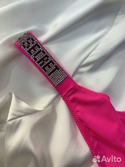 Стринги со стразами Victoria's Secret розовые