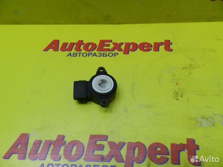 Датчик дроссельной заслонки Mitsubishi Lancer 9