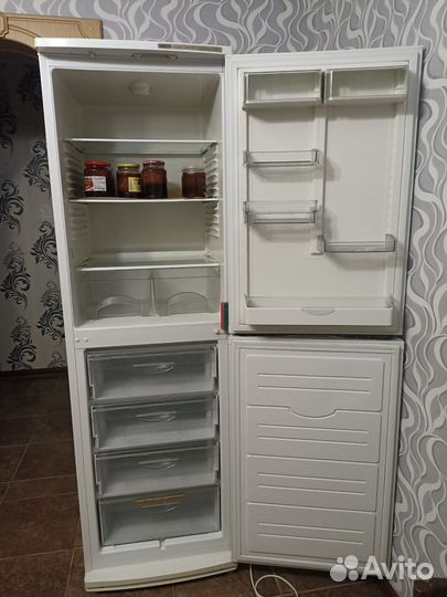 Холодильник атлант бу двухкамерный