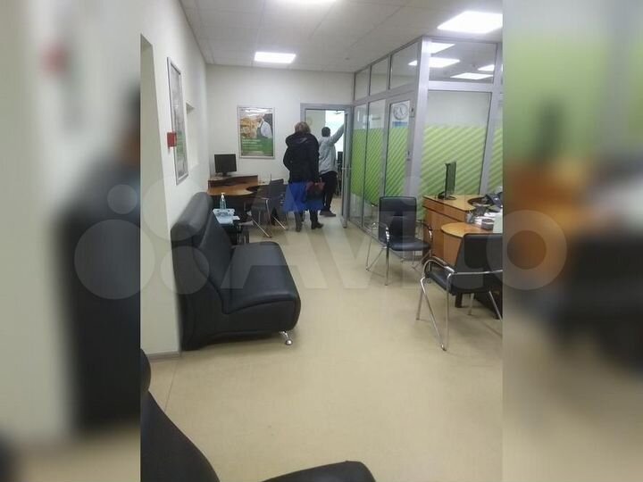 Помещения 1-го и цокольного этажей в адм. здании